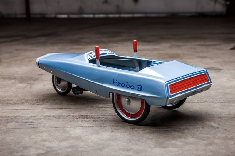 Probe 3 pedal car