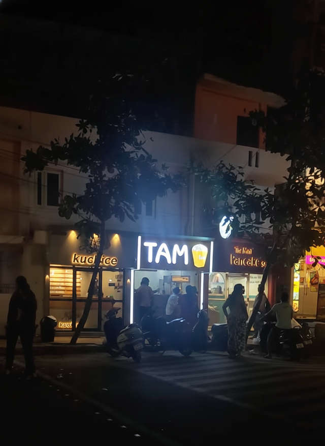 Explore the most happening food joints of the city including Original Burger, PITA POC, Kuchice