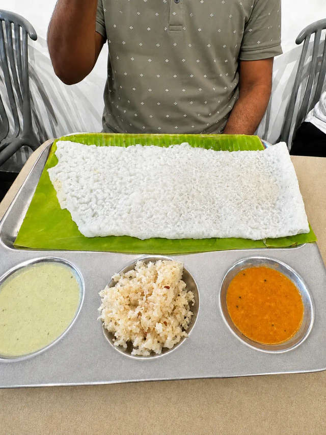 Neer Dosa at Eating Circles