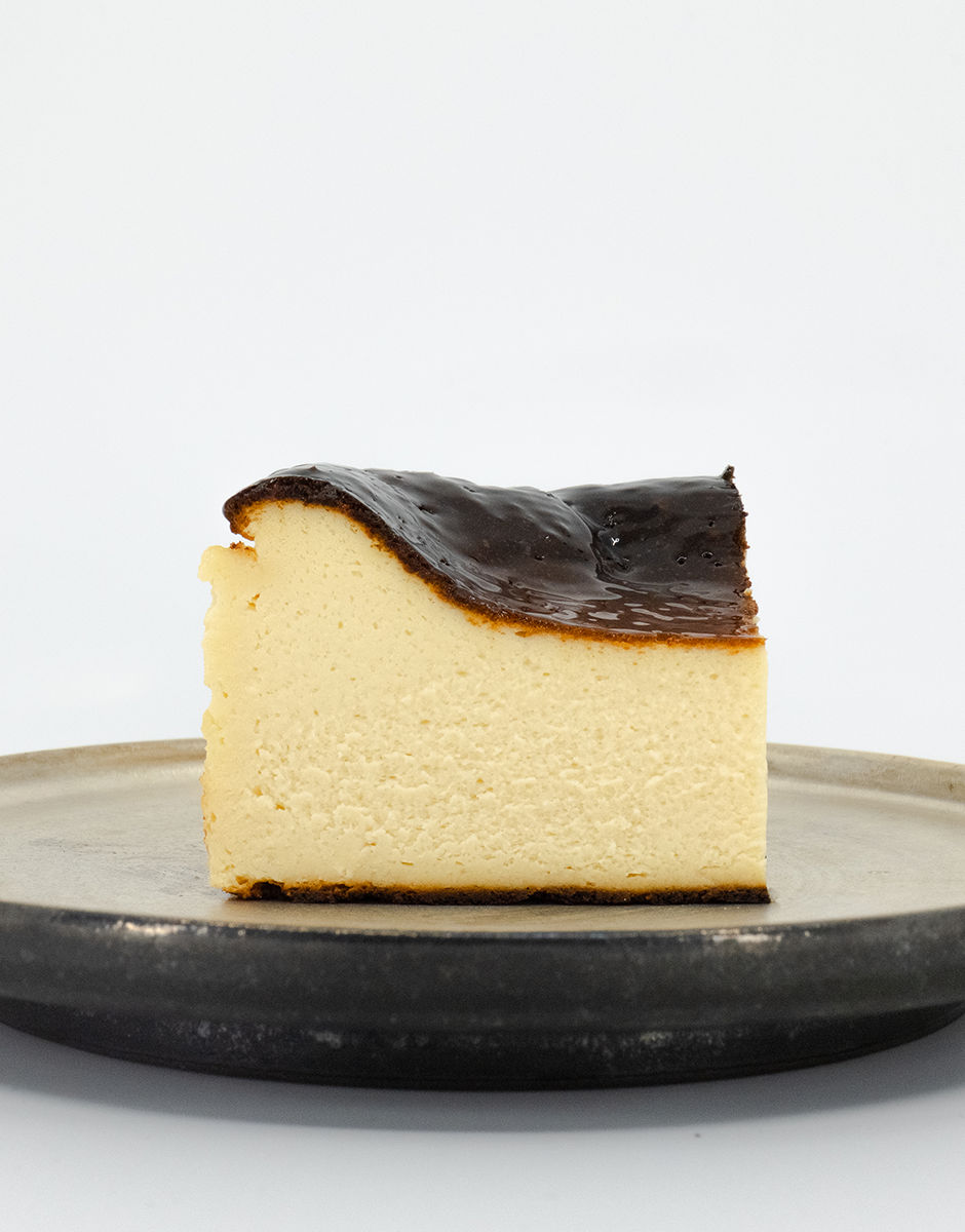バスクチーズケーキ
