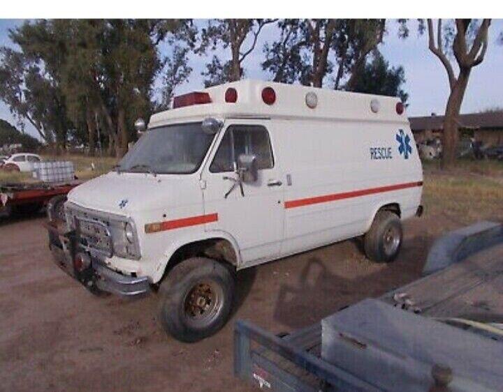 1979 Chevrolet G20 4×4 van Chevy Ambulance