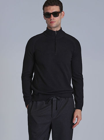 Pullover STAVAN in BLACK