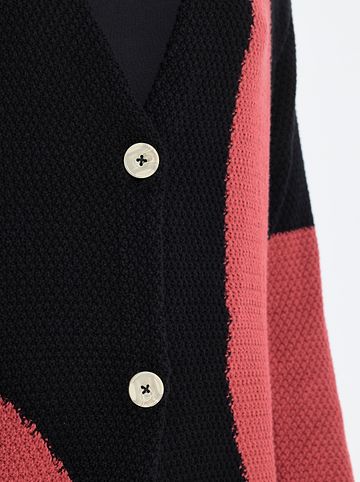 Strickjacke in burgunder