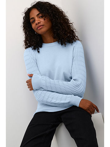Pullover in Hellblau