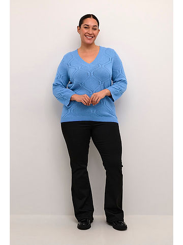 Pullover in Hellblau