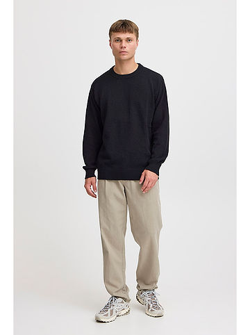 Pullover "Ike" in Schwarz