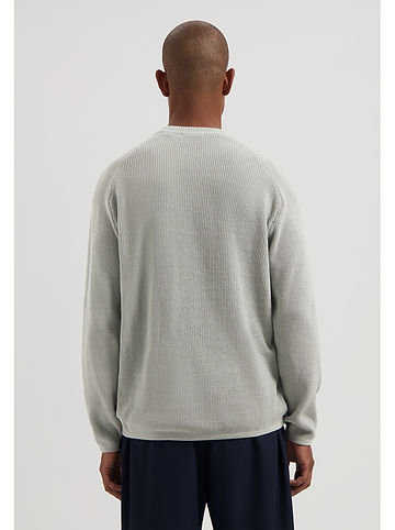 Pullover in Hellgrau