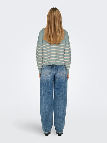Pullover in Hellblau