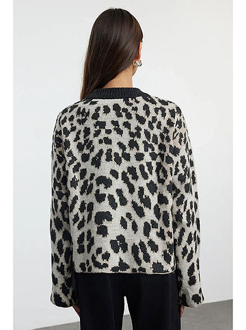 Pullover in Hellgrau/ Schwarz