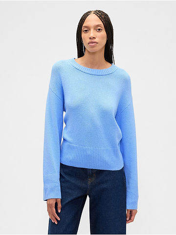 Pullover in Hellblau