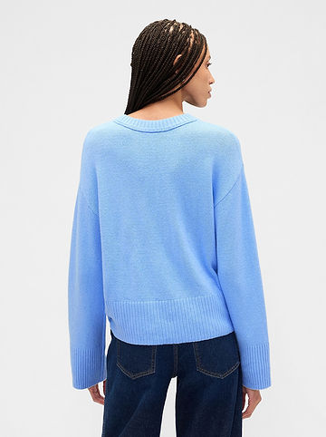 Pullover in Hellblau