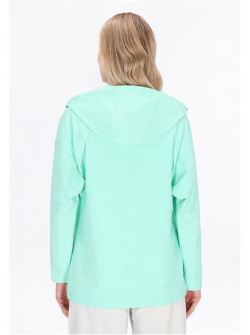 Softshelljacke in Mint