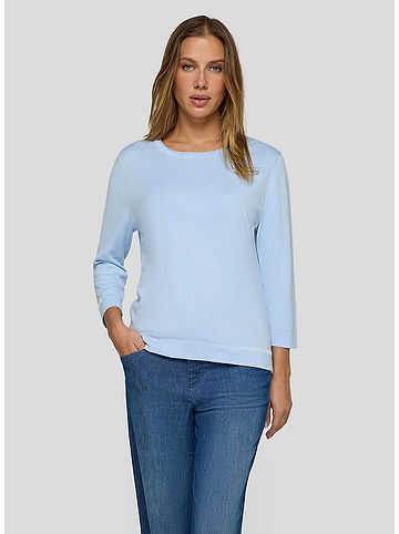 Pullover in Hellblau