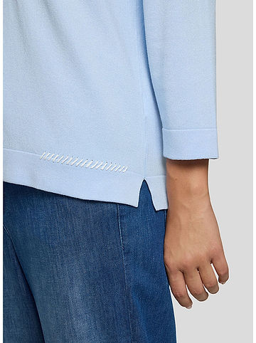 Pullover in Hellblau