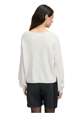 Pullover in Hellgrau