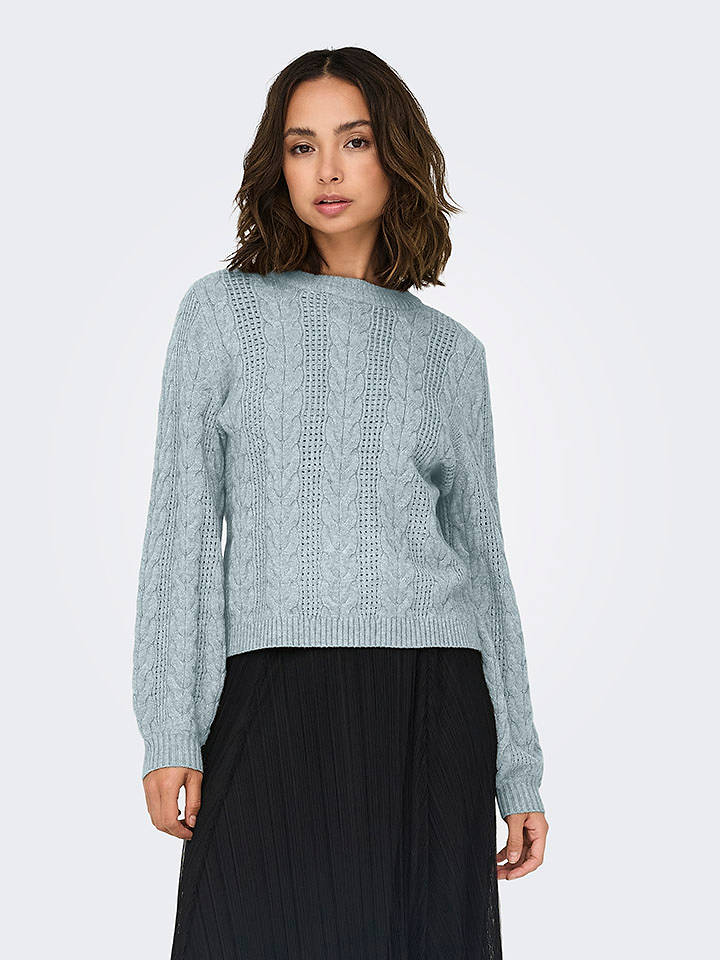 Pullover in Hellblau