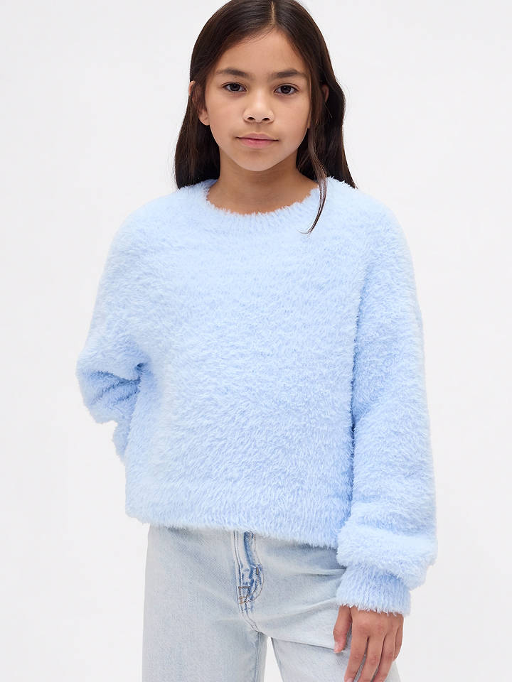 Pullover in Hellblau