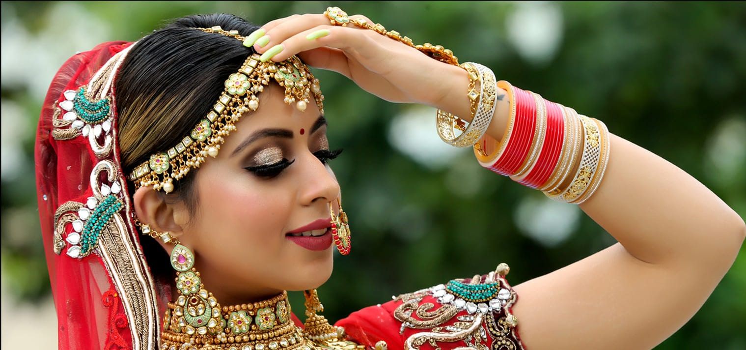 Freelance Makeup Artist Images
