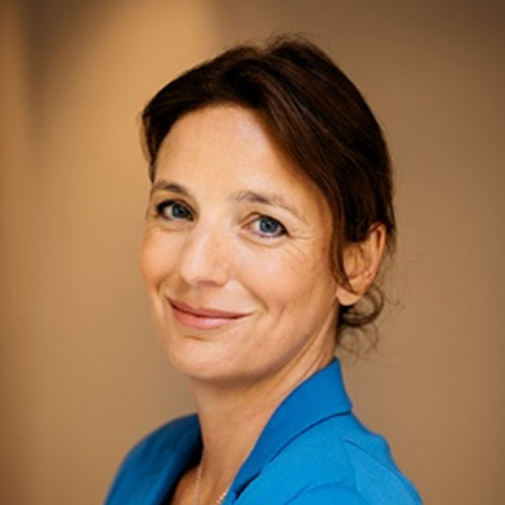 Gabriela Untergrabner, CEFA