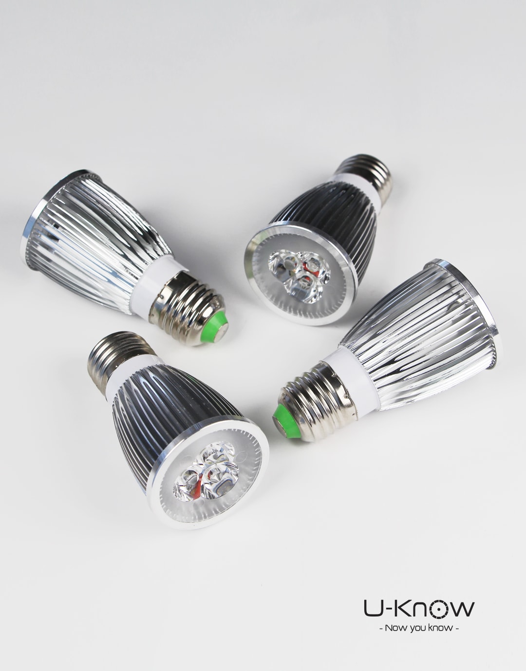 Lot de 4 LED / 6W / 220 V